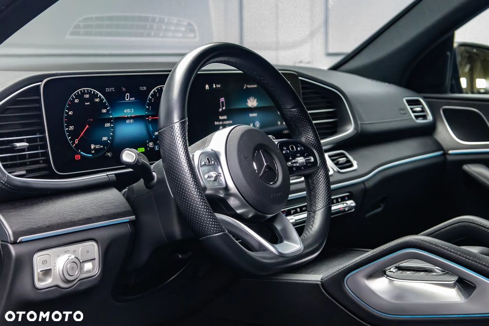 Mercedes-Benz GLE - 15