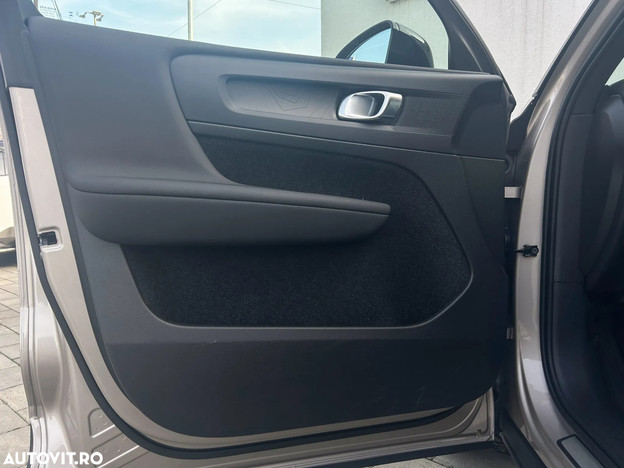 Volvo XC 40 Recharge Twin Motor AWD Plus - 17