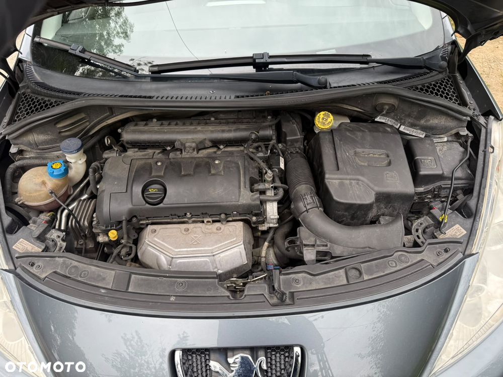 Peugeot 207 120 Premium - 16