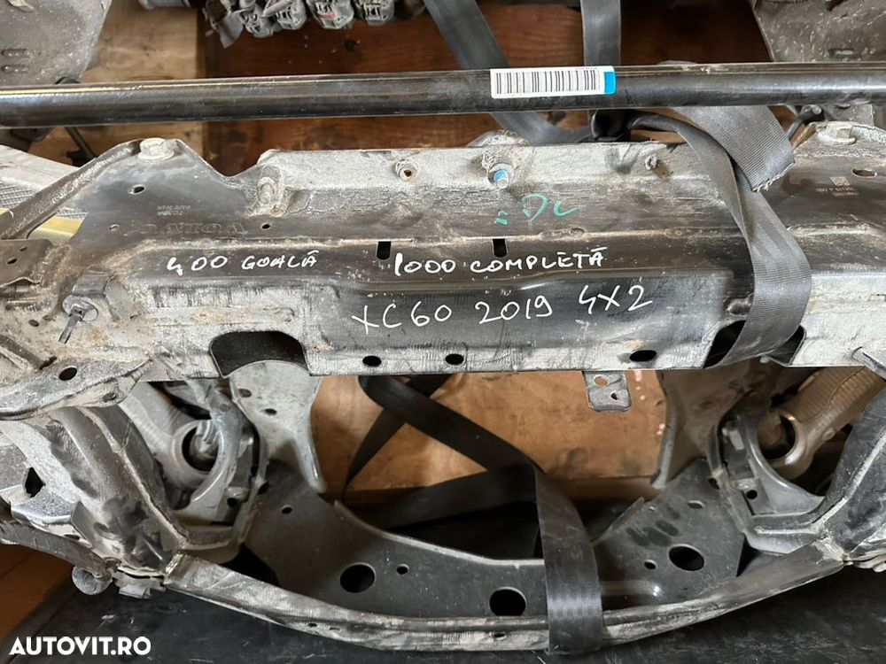 Punte spate VOLVO XC 60 ,4x2 ,an 2019-2023 - 8