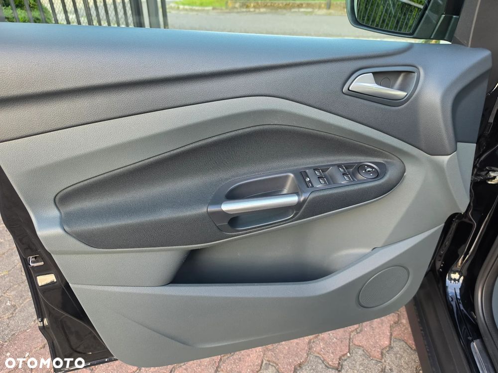 Ford C-MAX 2.0 TDCi Titanium MPS6 - 10