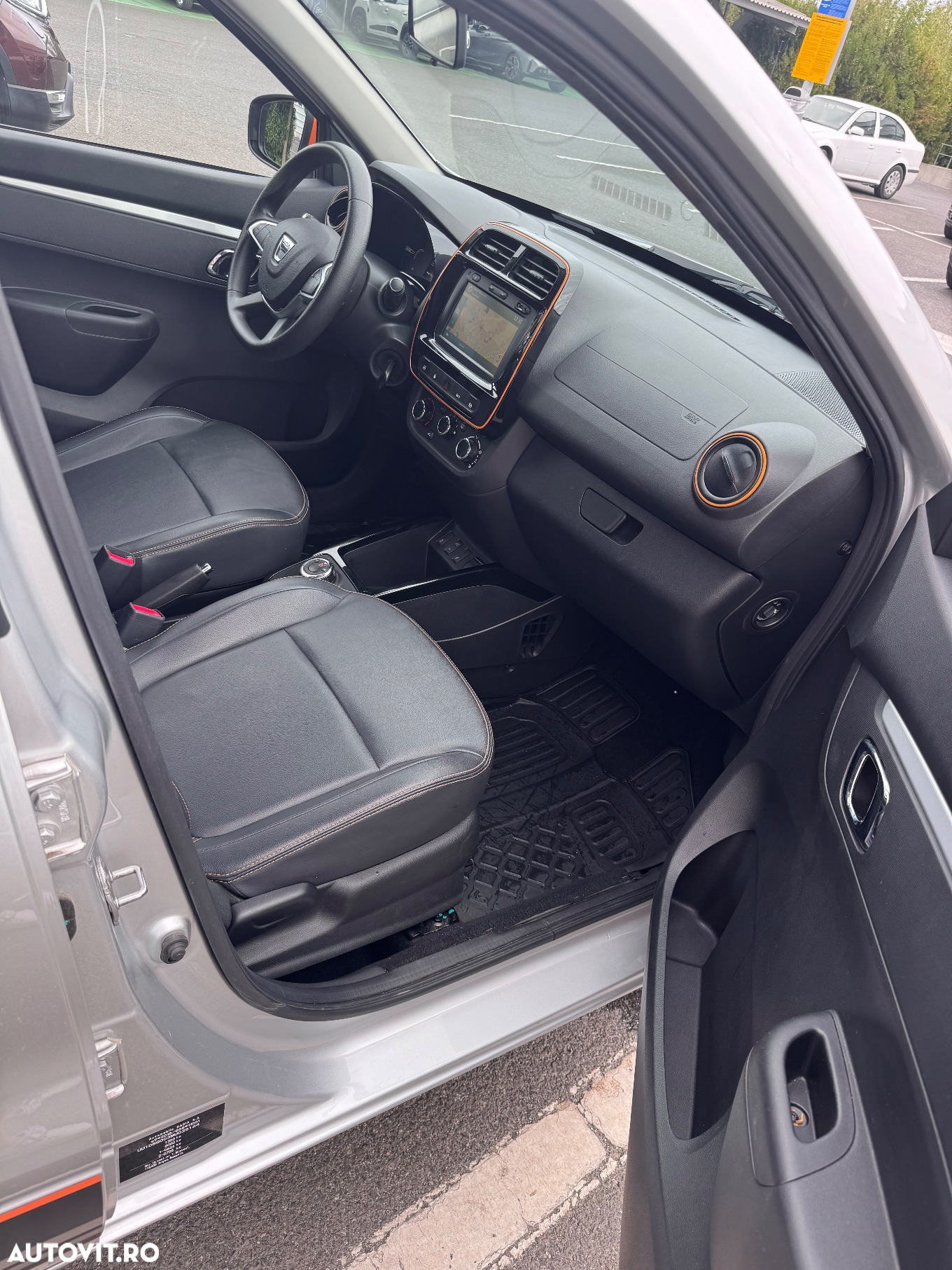 Dacia Spring Essential - 9