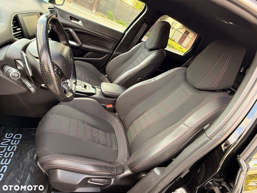 Peugeot 308 1.5 BlueHDi GT S&S EAT8 - 26