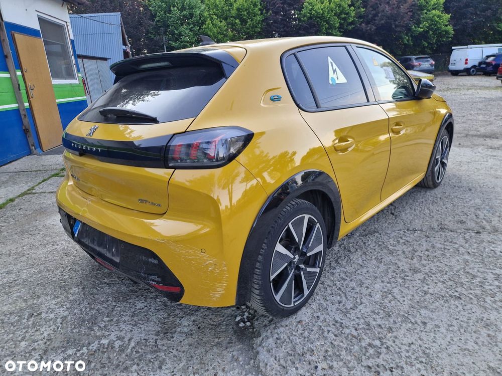 Peugeot 208 - 2