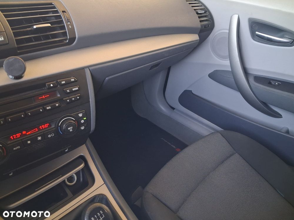 BMW Seria 1 - 19