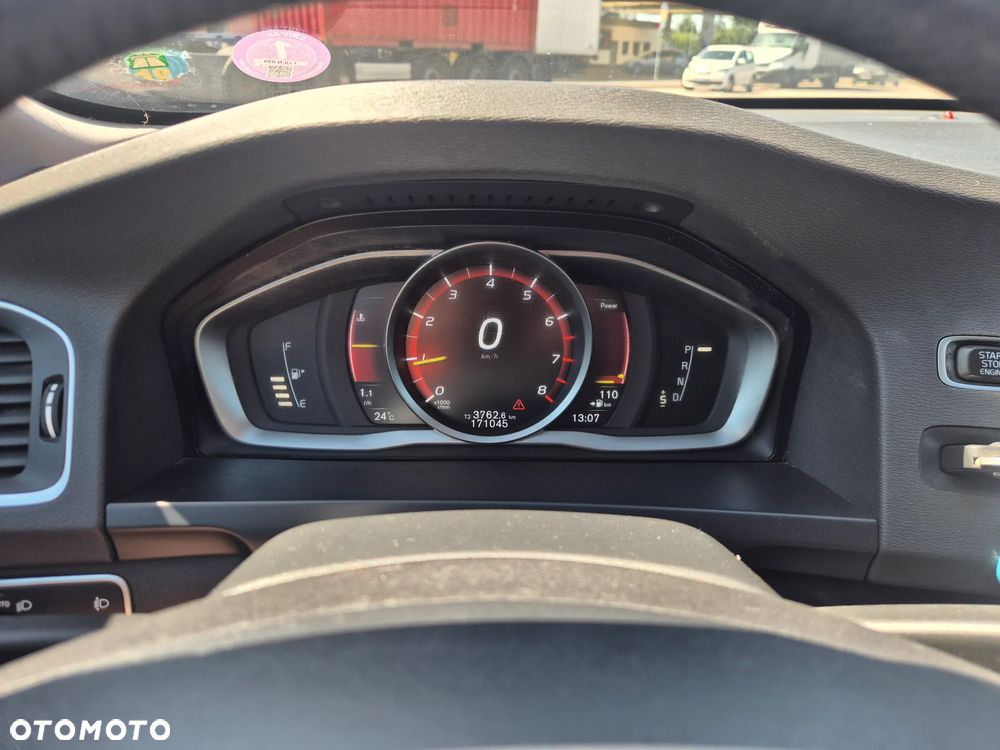 Volvo V60 - 16