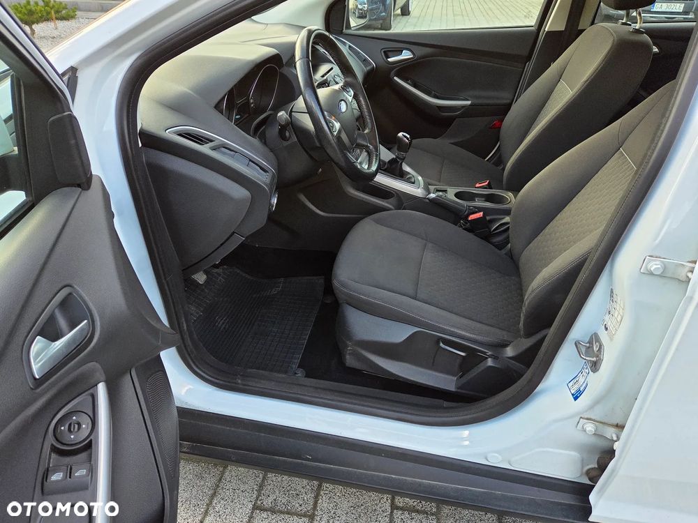 Ford Focus 1.6 Trend - 5