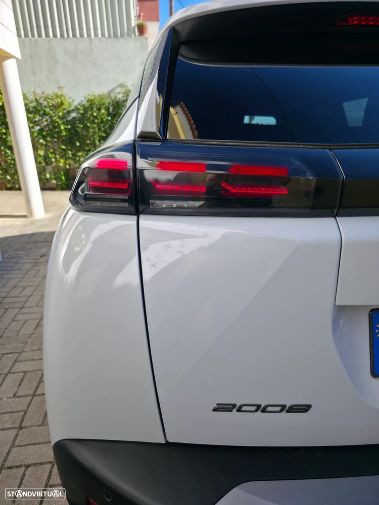 Peugeot 2008 Hybrid 145 e-DSC Allure - 6