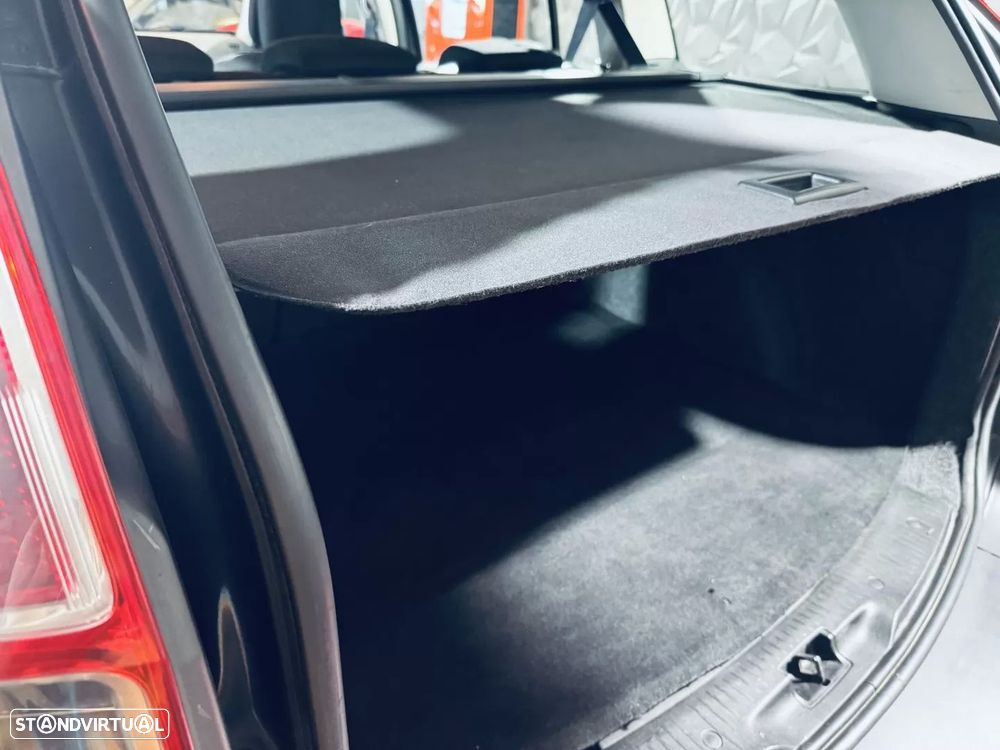 Renault Mégane Break 1.5 dCi Dynamique S - 12