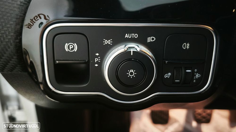 Mercedes-Benz A 180 d Progressive - 12