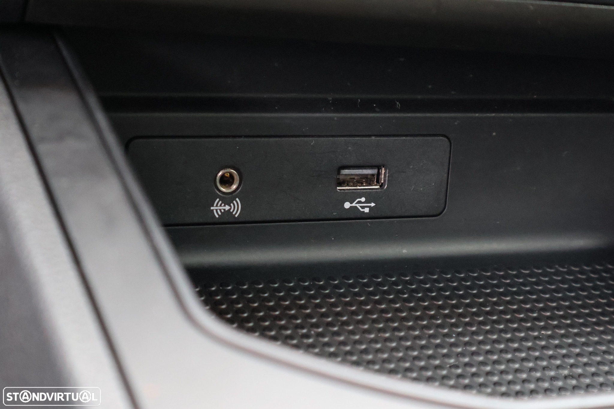 SEAT Ibiza 1.0 Reference - 24