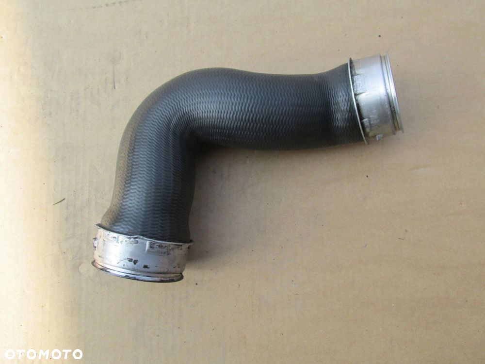 VW T5 2.5 TDI rura wąż przewód intercoolera 7H0145980F - 1