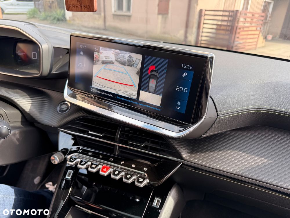 Peugeot 208 PureTech 130 EAT8 GT - 10