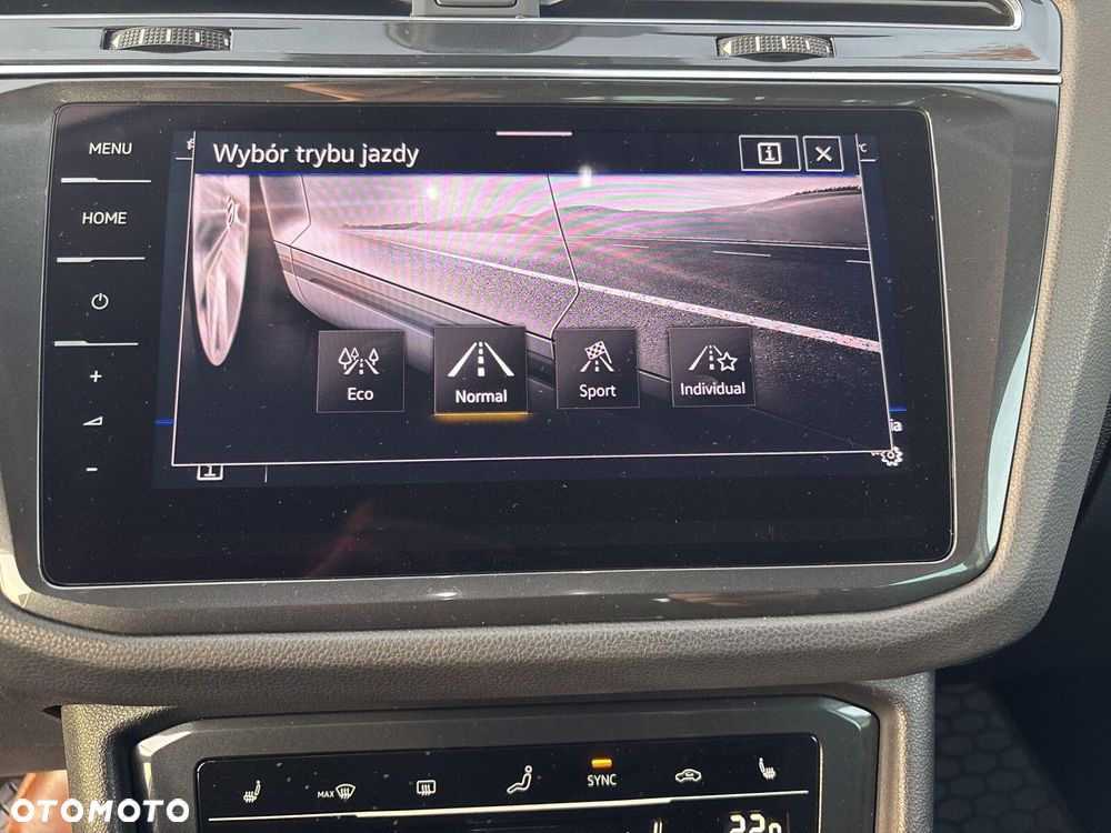 Volkswagen Tiguan 2.0 TDI SCR 4Mot Elegance DSG - 35