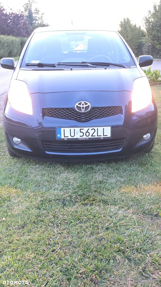 Toyota Yaris - 7