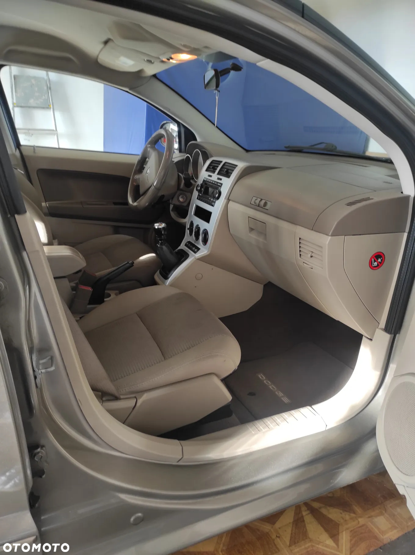 Dodge Caliber - 4