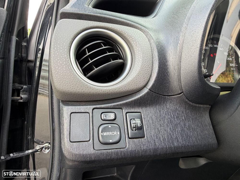Toyota Yaris 1.0 VVT-i Comfort+Navi - 11