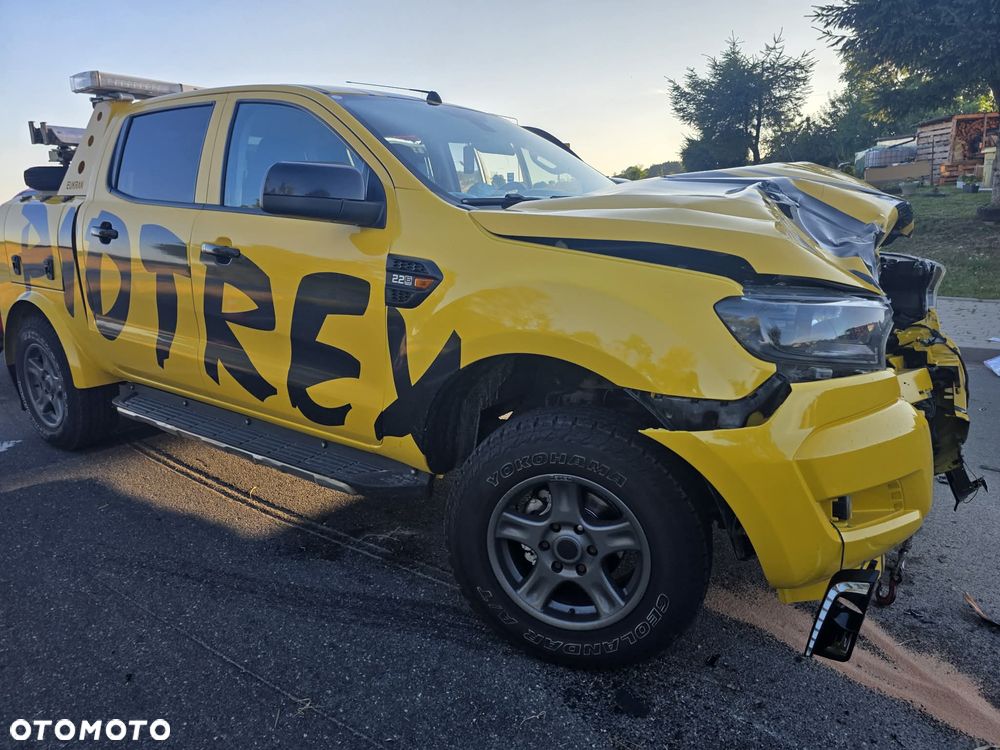 Ford Ranger 2.2 TDCi 4x4 DC XLT - 11