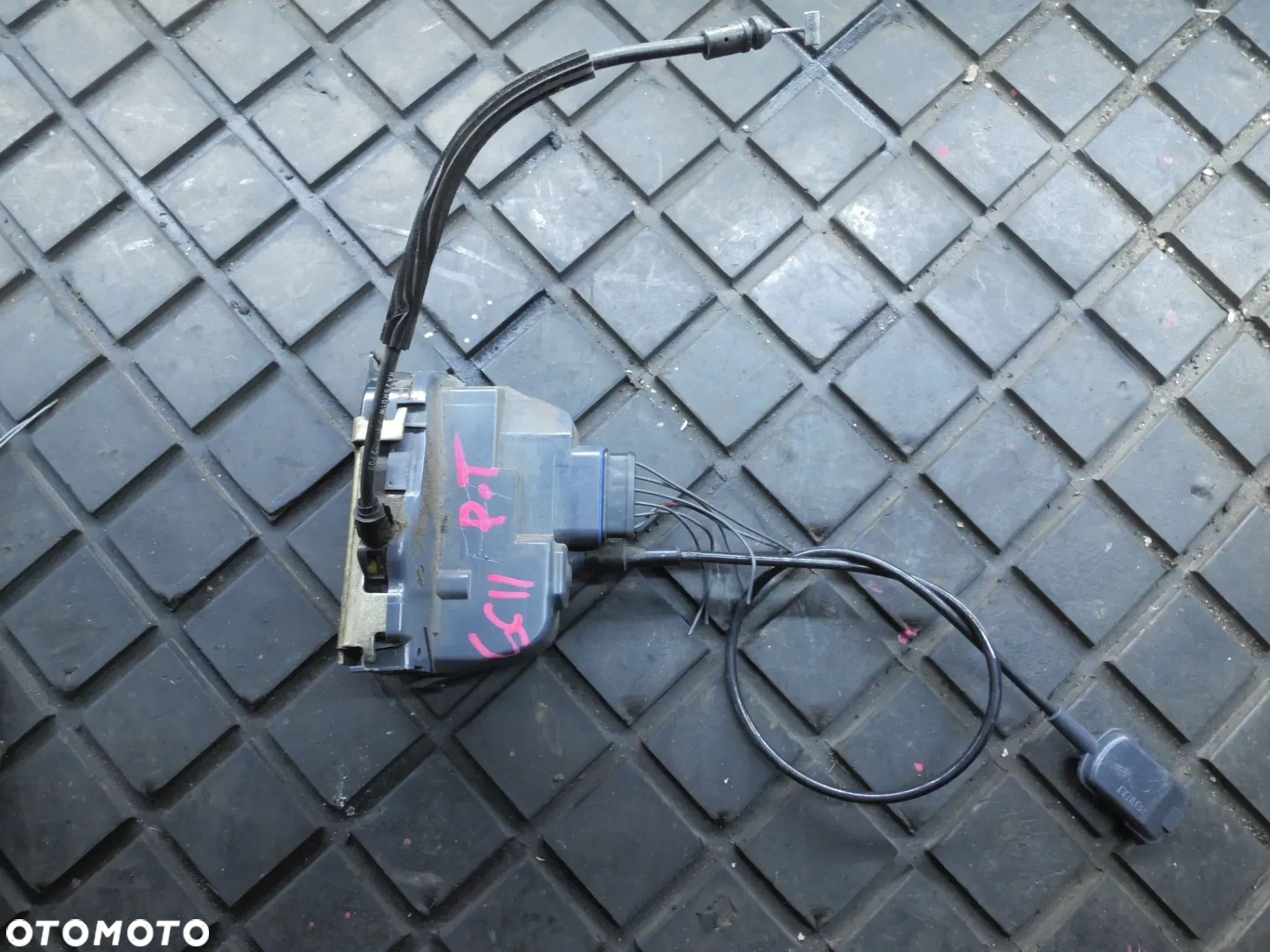 Zamek prawy tył 6 PIN Renault Scenic II KeyLess POSIADAM 2 SZT - 1