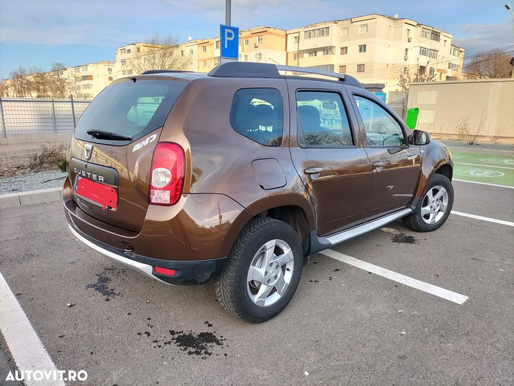 Dacia Duster 1.6 16V 4x4 Laureate - 3