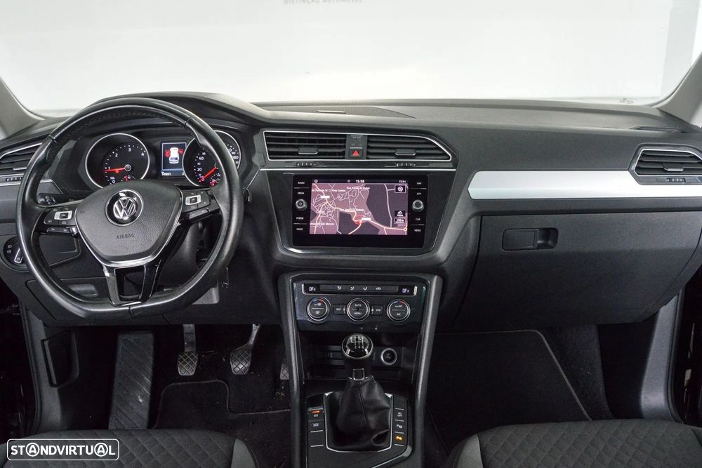 VW Tiguan 1.6 TDI Confortline - 8