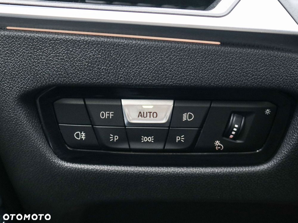 BMW Seria 3 - 22