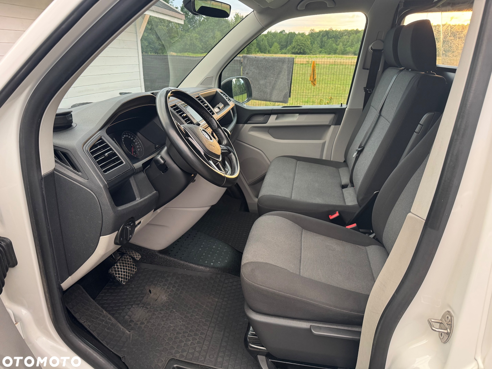 Volkswagen Transporter - 18