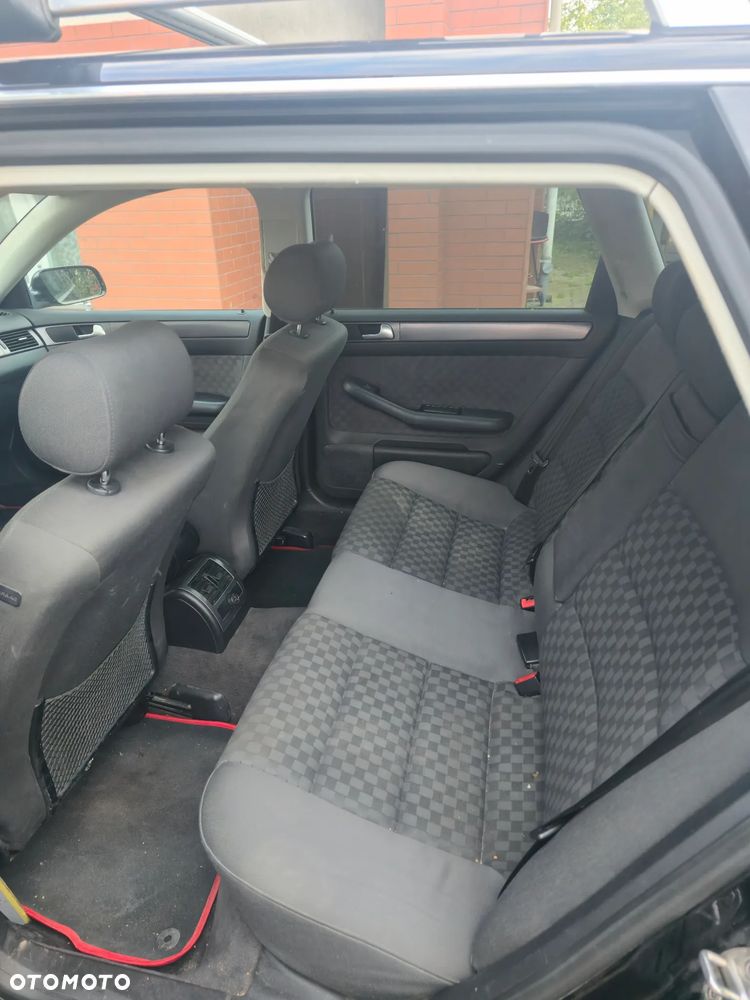 Audi A6 Avant 2004 photo 5