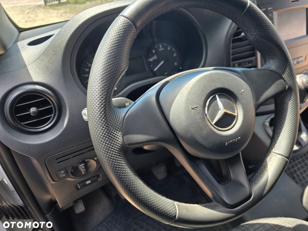 Mercedes-Benz Vito - 28