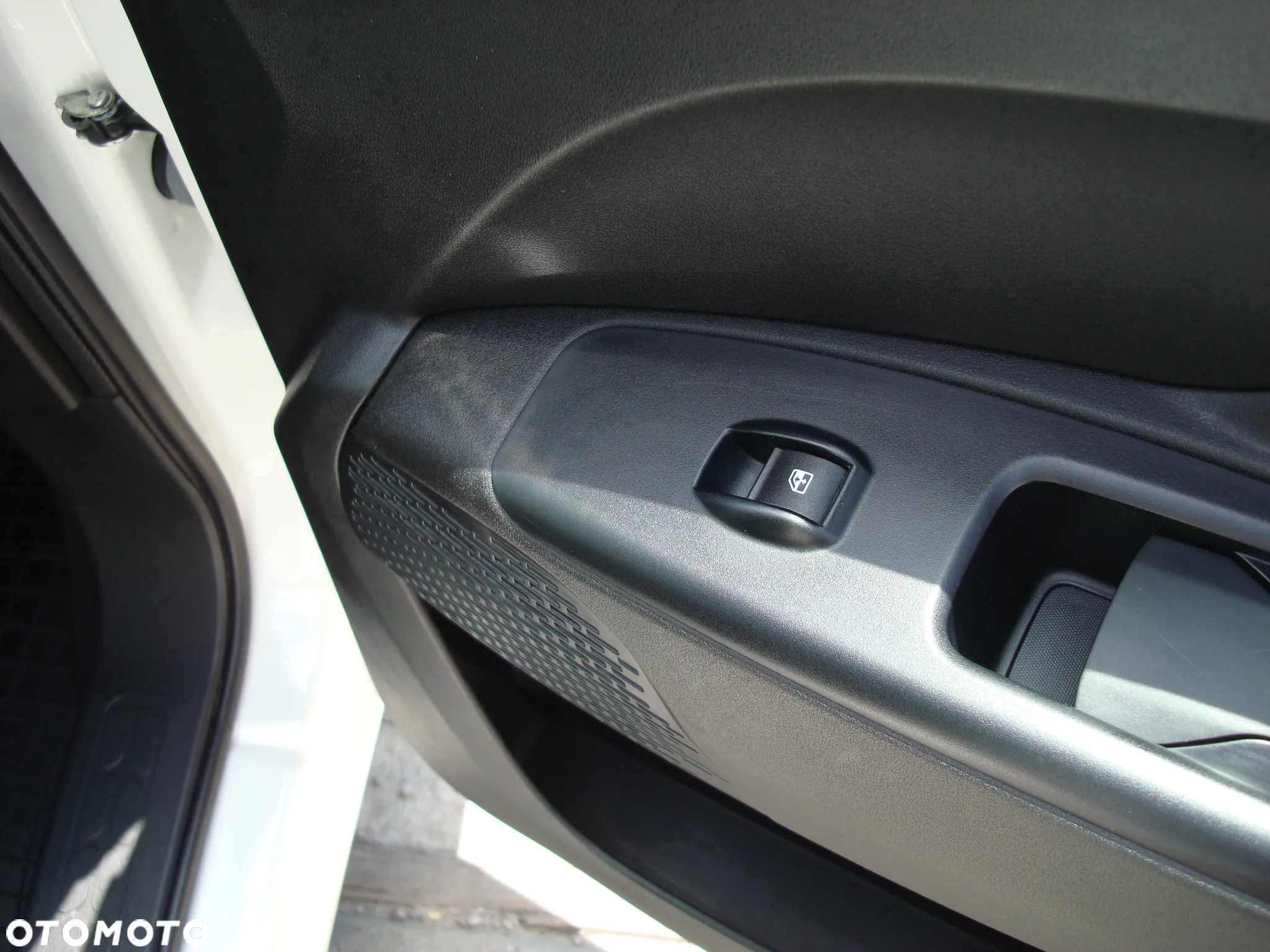Fiat DOBLO Cargo Van Maxi LONG_L2 H1_1.6 MJET (105 KM)_SX_3-osob._2021 r._EURO 6_F.Vat 23%_Serwis ASO_BEZWYPADKOWY 100%_Zadbany_Salon PL - 17