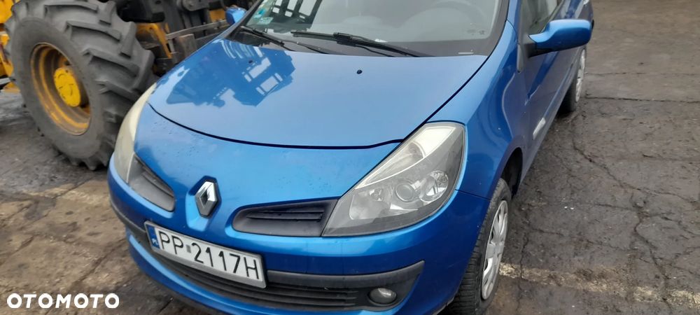 RENAULT CLIO III maska