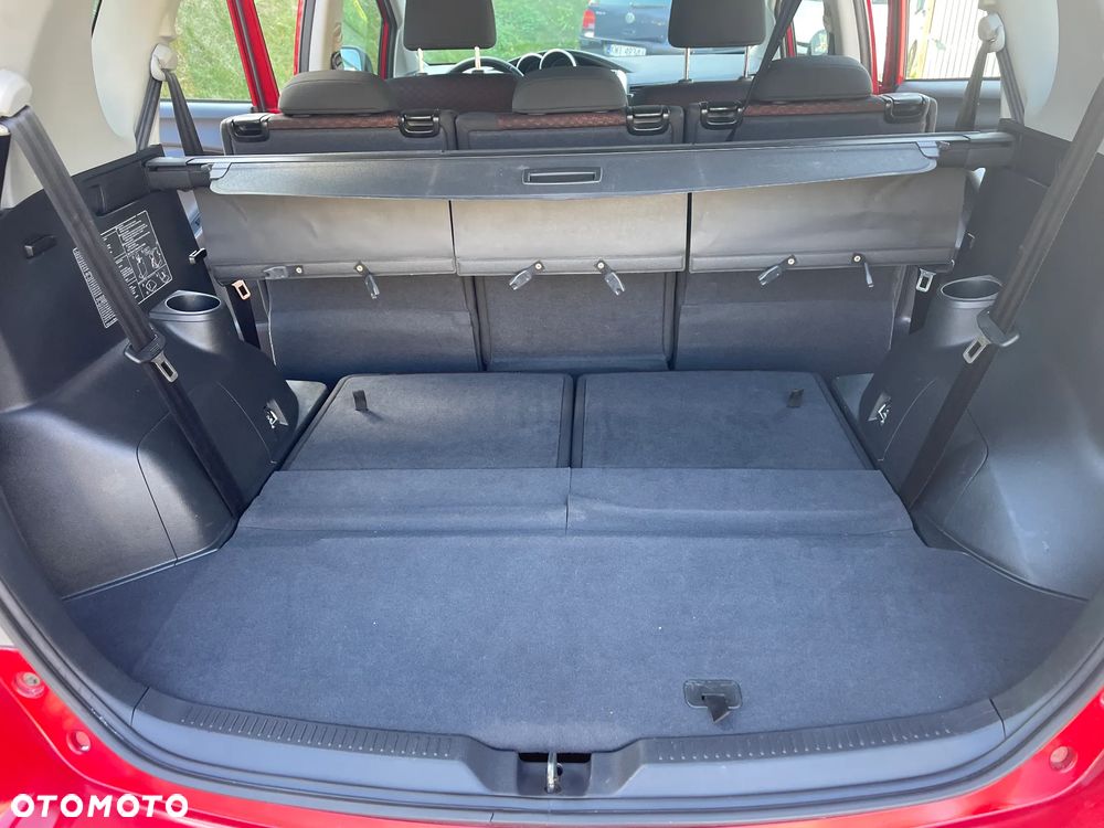Toyota Verso 1.8 Prestige EU5 7os - 35