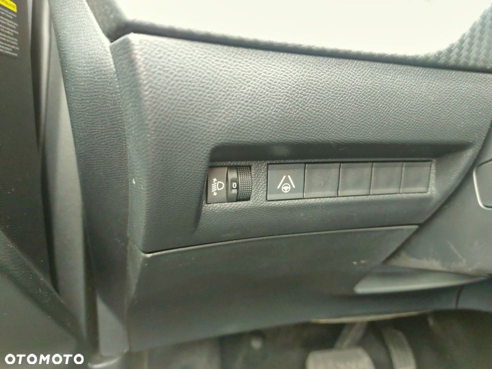 Peugeot 2008 - 14