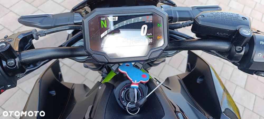 Kawasaki Z 900 - 14