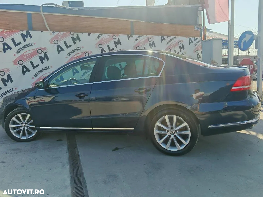 Volkswagen Passat - 11