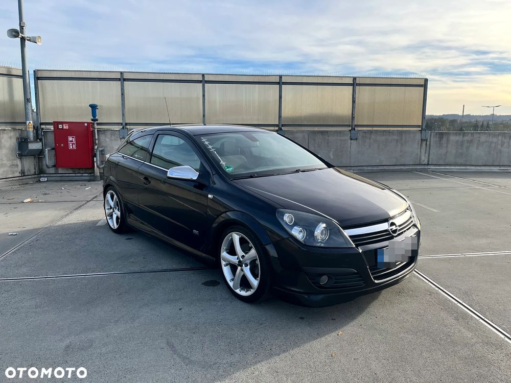 Opel Astra III GTC 1.8 Sport - 2
