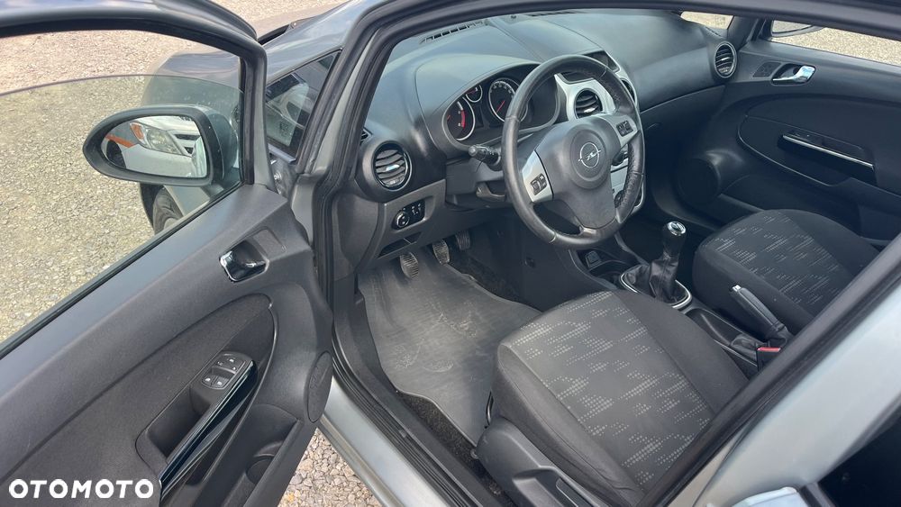 Opel Corsa - 17