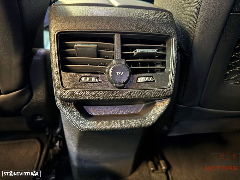 Peugeot 3008 1.5 BlueHDi Allure Pack EAT8 - 37