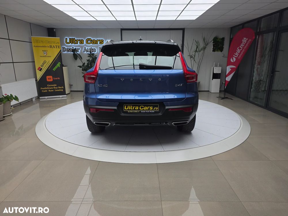 Volvo XC 40 D4 AWD Geartronic R-Design - 5