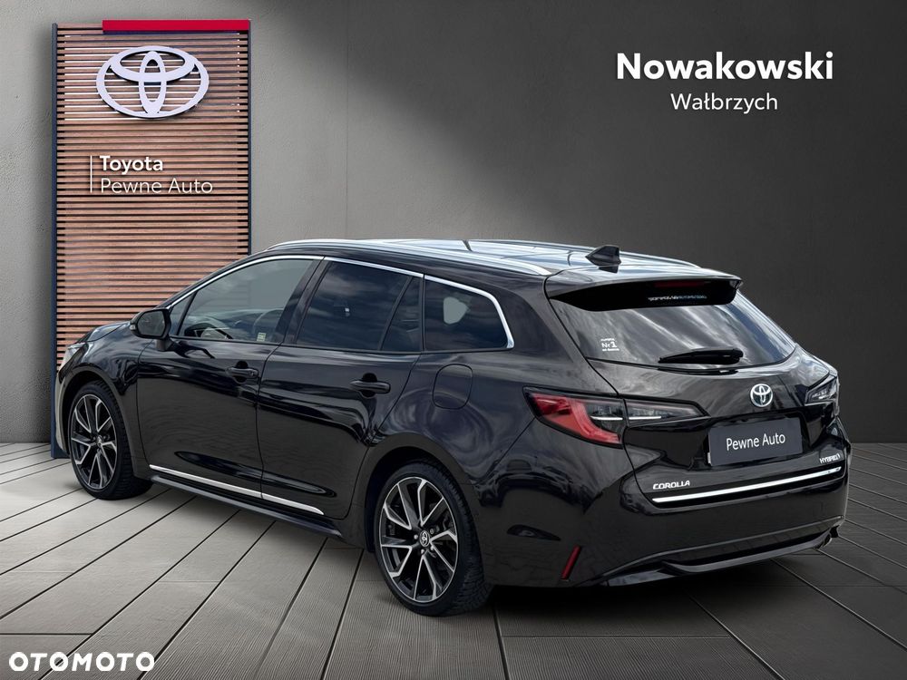 Toyota Corolla - 5