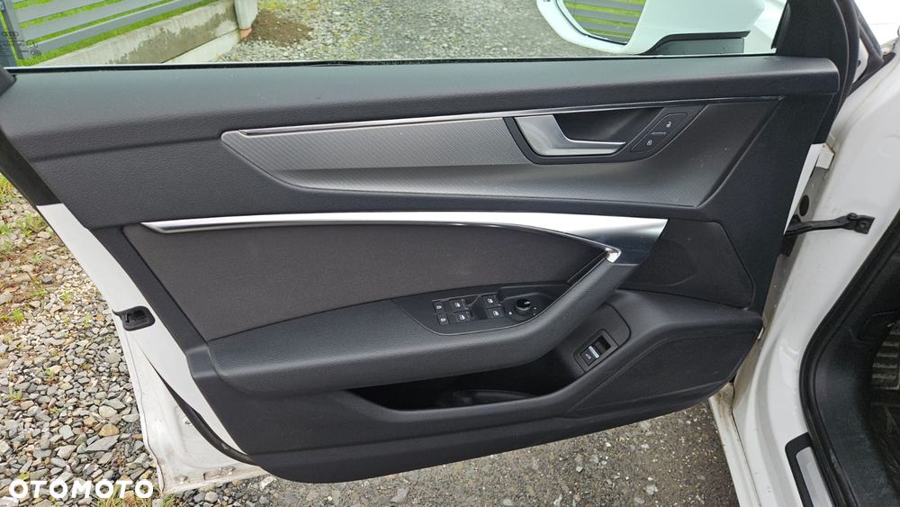 Audi A6 Avant 40 TDI quattro S tronic design - 11
