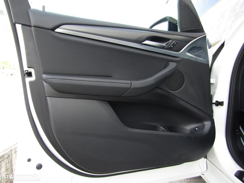 BMW X3 30 e xDrive Pack M - 10