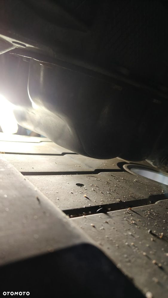 Kia Magentis 2.0 EX - 23