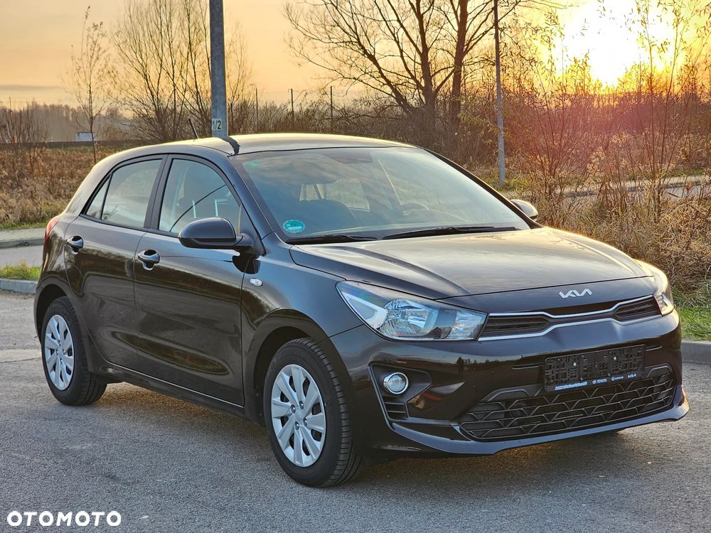 Kia Rio - 1