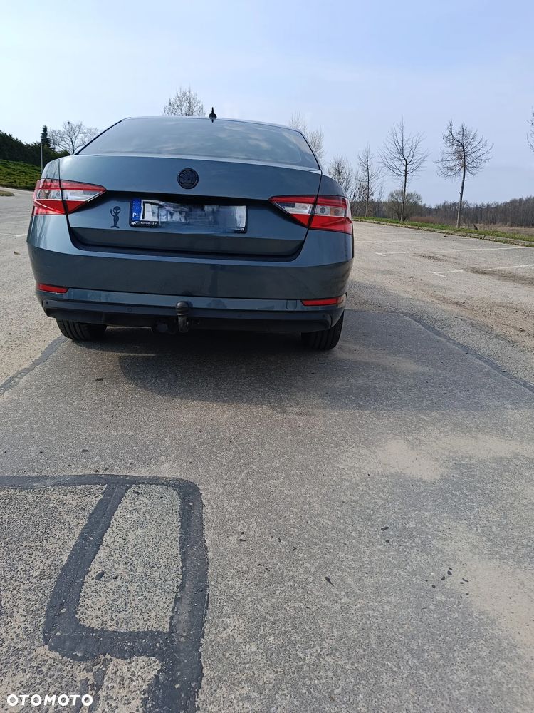 Skoda Superb 1.6 TDI Active Greenline - 6