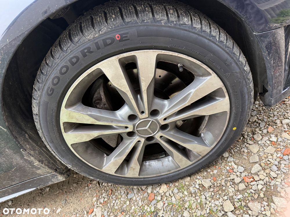 Mercedes-Benz Klasa C 220 d 4MATIC 9G-TRONIC - 35