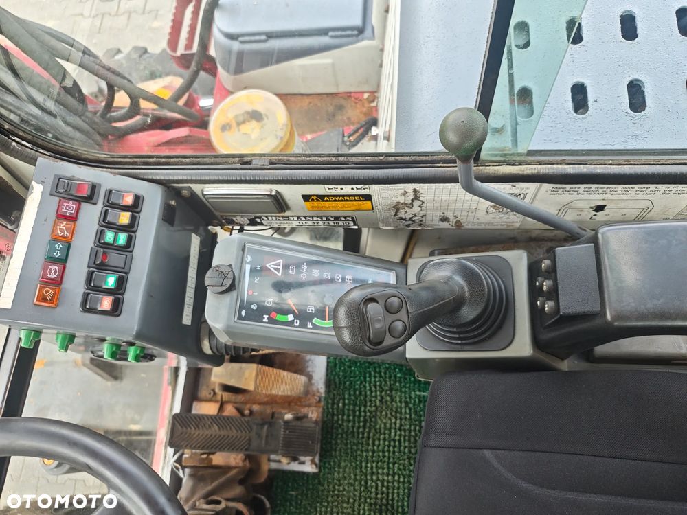 Takeuchi TB175W - 14