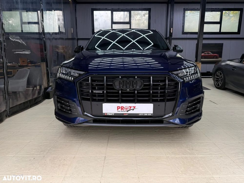 Audi Q7 3.0 55 TFSIe quattro Tiptronic S Line - 2