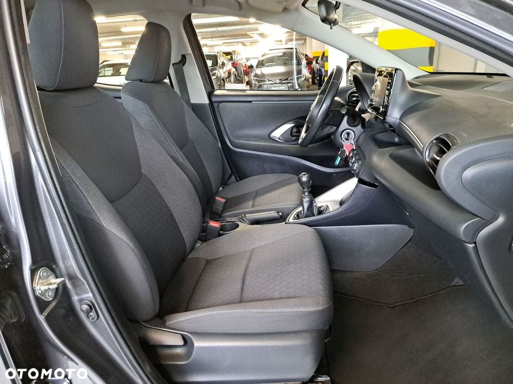 Toyota Yaris 1.5 Comfort - 16