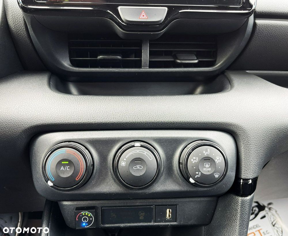 Toyota Yaris - 25